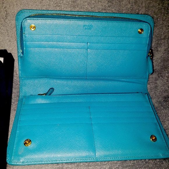 PRADA oversize wallet - Picture 6 of 14